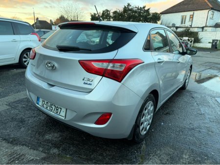 2012 Hyundai i30 1.4 CLASSIC 5DR ELITE 4DR €6,490 thumbnail