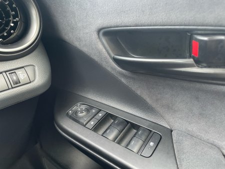 2024 Toyota C-HR - thumbnail 19