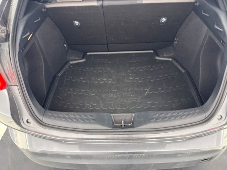 2022 Toyota C-HR HYBRID SOL 4DR AUTO thumbnail