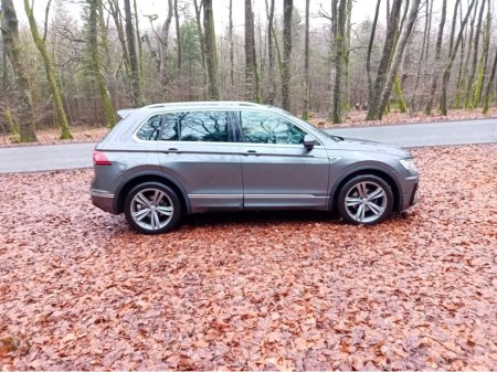 2020 Volkswagen Tiguan R-LINE 2.0 TDI  6 SPEED  150HP  SUV @ REDDY2DRIVE LTD €28,500 thumbnail