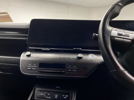 2024 Hyundai Kona 1.6 HYBRID Signature Auto €25,995 thumbnail