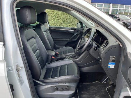 2019 Volkswagen Tiguan - thumbnail 12