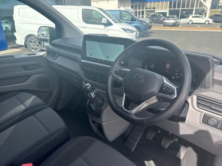 2025 Volkswagen Transporter  €33,495 thumbnail