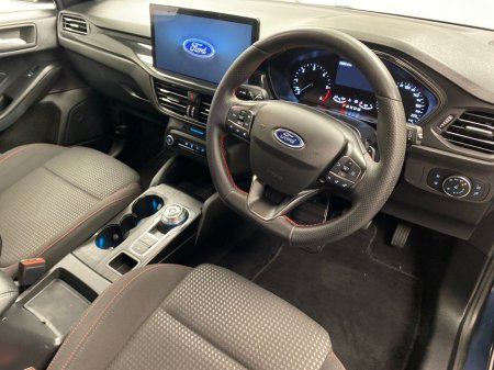 2023 Ford Focus - thumbnail 6