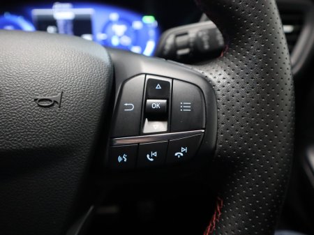 2023 Ford Kuga *2* ST-LINE PHEV CVT €26,900 thumbnail