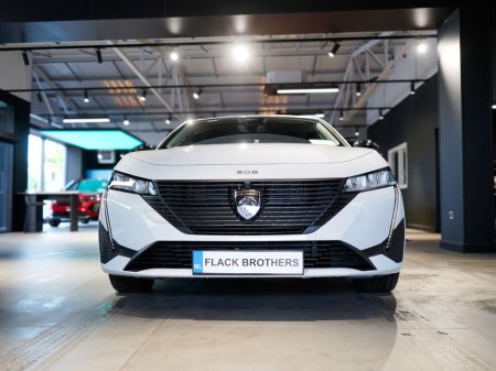 2024 Peugeot 308 Allure 1.5 Hdi Auto 130 MY24.2 €35,000