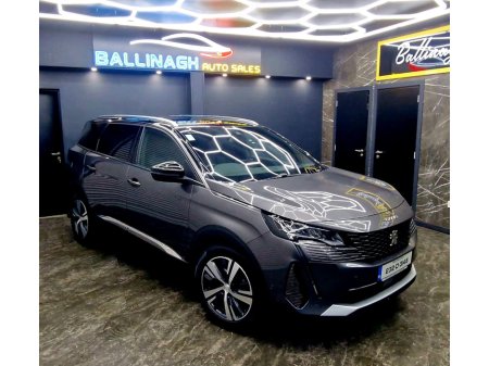 2023 Peugeot 5008 - thumbnail 9