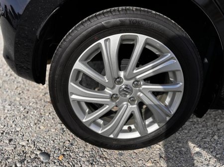 2020 Suzuki Swift - thumbnail 5