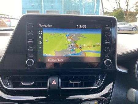 2022 Toyota C-HR - thumbnail 11