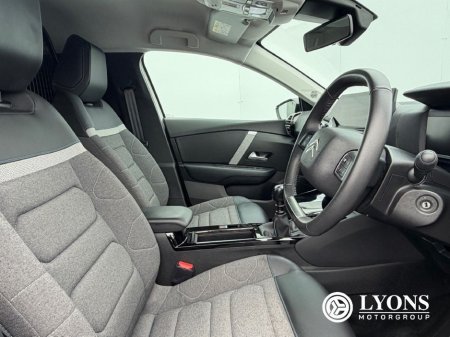 2023 Citroen C4 - thumbnail 3