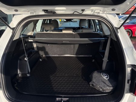 2023 Kia Sorento Phev K3 5DR Auto €46,500 thumbnail