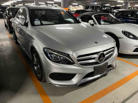 2018 Mercedes-Benz C Class C220D LAUREUS EDITION AMG AUTOMATIC 2.2 DIESEL //VERY LOW MILES//FULL LEATHER HEATED SEATS//REVERSE CAMERA//ADAPTIVE CRUISE CONTROL// €25,950