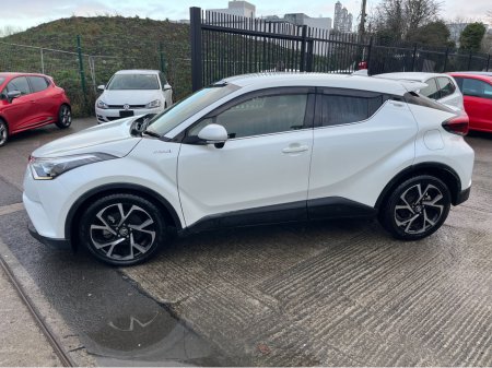 2018 Toyota C-HR 1.8 HYBRID AUTO LOW KM HIGH SPEC €19,450 thumbnail