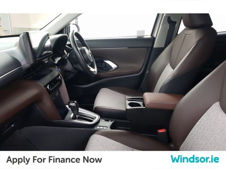 2020 Toyota Yaris Cross - thumbnail 4