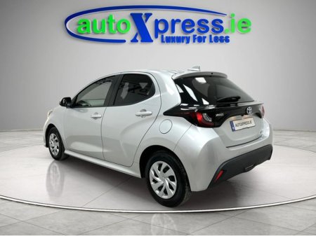 2021 Toyota Yaris - thumbnail 11