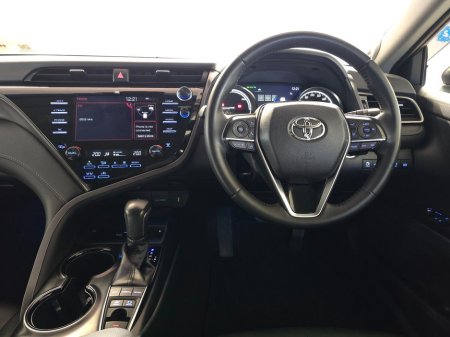 2020 Toyota Camry Hybrid World Sport Edition €27,500 thumbnail