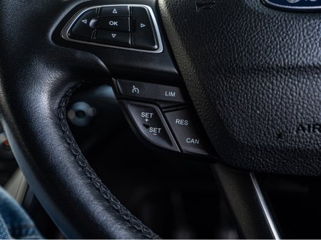 2017 Ford Kuga 2017 Kuga 1.5d TITANIUM/High spec/1yr warranty €15,888 thumbnail