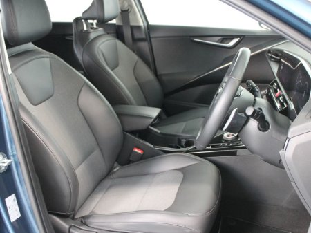 2023 Kia Niro - thumbnail 12