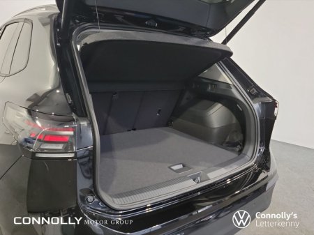 2026 Volkswagen Tiguan ED75 HYBRID 1.5 thumbnail