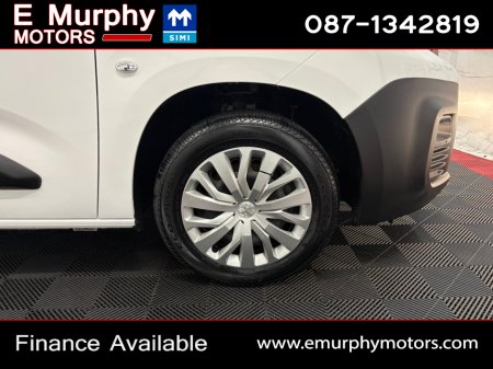 2022 Peugeot Partner 1.5 HDI LWB PROFESSIONAL PRO HIGH SPEC €50 PER WEEK €12,560 thumbnail