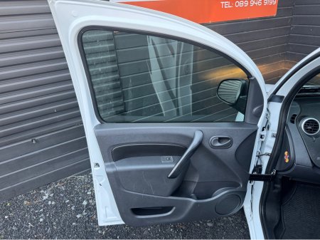2020 Renault Kangoo EXPRESS BUSINESS 5DR AUTO €5,995 thumbnail
