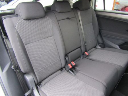 2020 Volkswagen Tiguan Allspace 2.0 TDI Match 150PS 5D Auto 4wd €33,950 thumbnail