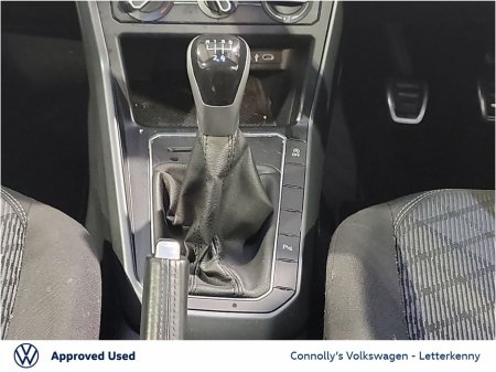 2024 Volkswagen Polo 1.0 TSI 95HP R-Line thumbnail