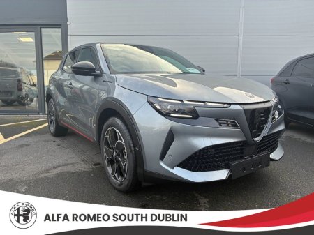 2026 Alfa Romeo Junior "ELETTRICA SPECIALE" Electric EV, 54kW, 156bhp €36,995 thumbnail