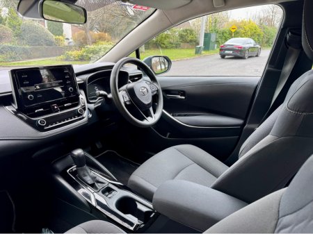 2020 Toyota Corolla - thumbnail 17