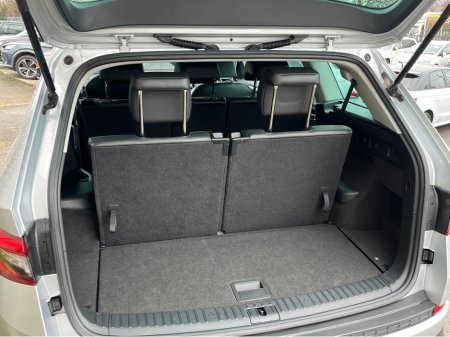 2021 Skoda Kodiaq 7 SEATER STYLE AUTOMATIC 2.0 DIESEL //HIGH SPEC//FULL LEATHER//HEATED SEATS//KEYLESS ENTRY//SAT NAV//REVERSE CAMERA// €36,950 thumbnail