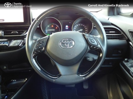 2023 Toyota C-HR Hybrid Sport €28,950 thumbnail