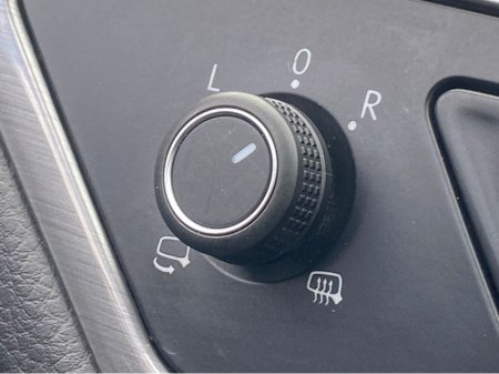 2016 Volkswagen Golf - thumbnail 8