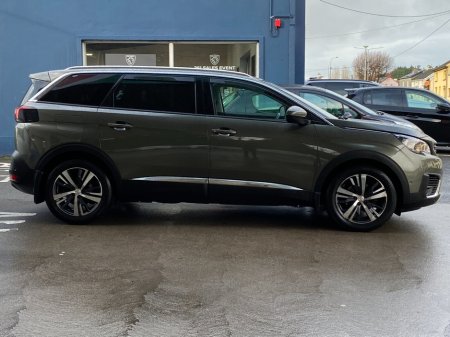 2019 Peugeot 5008 1.5 BlueHDi 130bhp Allure Auto €24,900 thumbnail