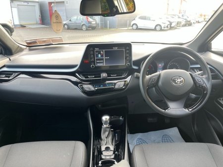 2022 Toyota C-HR - thumbnail 8