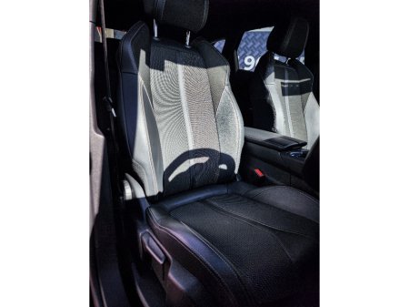 2023 Peugeot 3008 - thumbnail 26