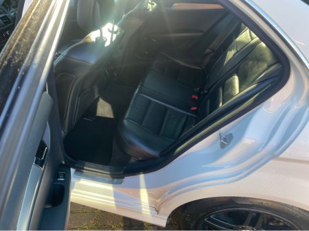 2010 Mercedes-Benz C Class C SERIES 2.2 CDI BLUE EFFICIENCY SPORT 4DR A €4,950 thumbnail