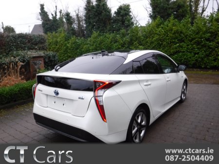 2018 Toyota Prius 1.8 AUTO HYBRID LOW MILES HIGH SPEC €15,950 thumbnail