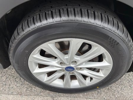 2016 Ford Kuga 2.0TDCI 120PS Titanium €12,000 thumbnail