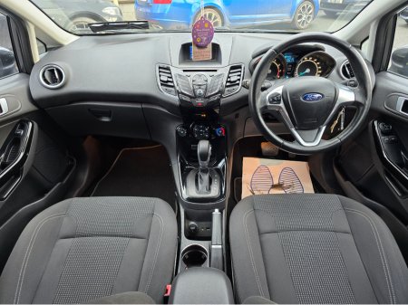 2016 Ford Fiesta - thumbnail 15