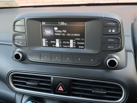 2018 Hyundai Kona Comfort 1 litre turbo petrol 120 Bhp €14,750 thumbnail