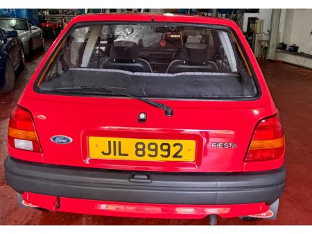 1994 Ford Fiesta - thumbnail 8