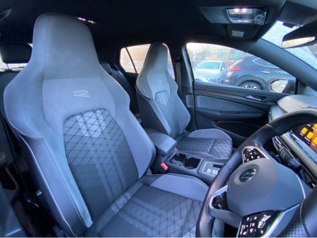 2021 Volkswagen Golf R-LINE 1.5 Auto Stunning Car €27,900 thumbnail