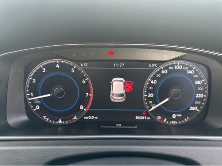 2020 Volkswagen Golf R-LINE 1.5 TSI MANUAL 6SPEED FWD 5DR 150HP 5 €23,950 thumbnail