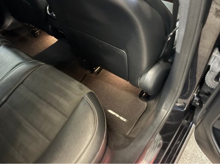 2018 Mercedes-Benz E Class - thumbnail 4