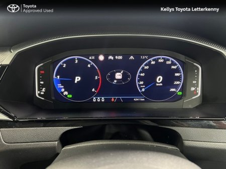 2022 Volkswagen Arteon 2.0 TDI R-LINE 150PS 4DR #128 €39,945 thumbnail