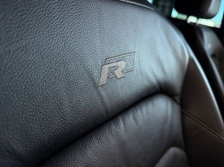 2020 Volkswagen Tiguan - thumbnail 24