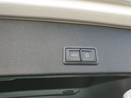 2018 Audi Q2 S-LINE * HALF LEATHER * 1.0 TFSI AUTOMATIC €21,950 thumbnail