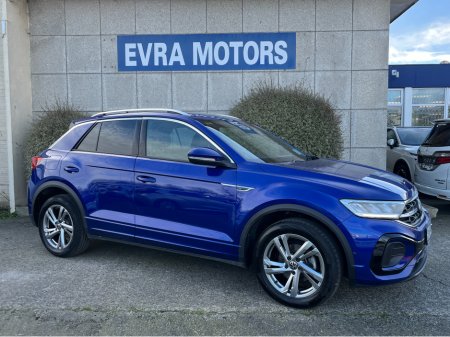 2024 Volkswagen T-Roc - thumbnail 3