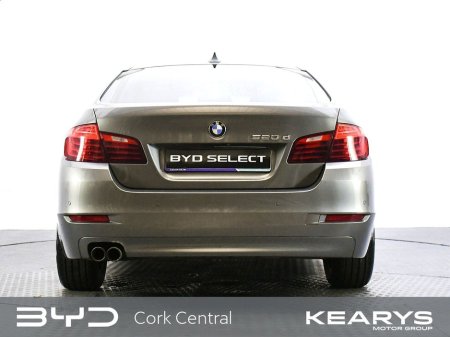 2015 BMW 5 Series 520d SE Auto €15,888