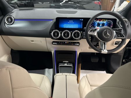 2026 Mercedes-Benz GLA Class GLA 180 Progrssive Line Plus | Reversing Camera, Heated Seats €59,493